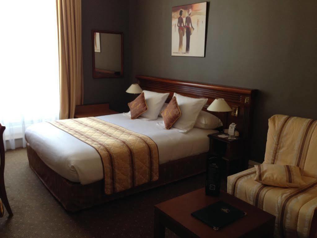 Best Western Hotel D'Arc Orleans Ngoại thất bức ảnh